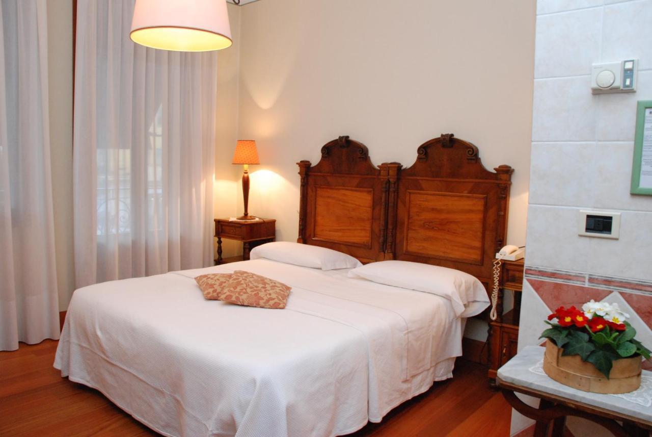 Hotel Vecia Brenta Mira Quarto foto